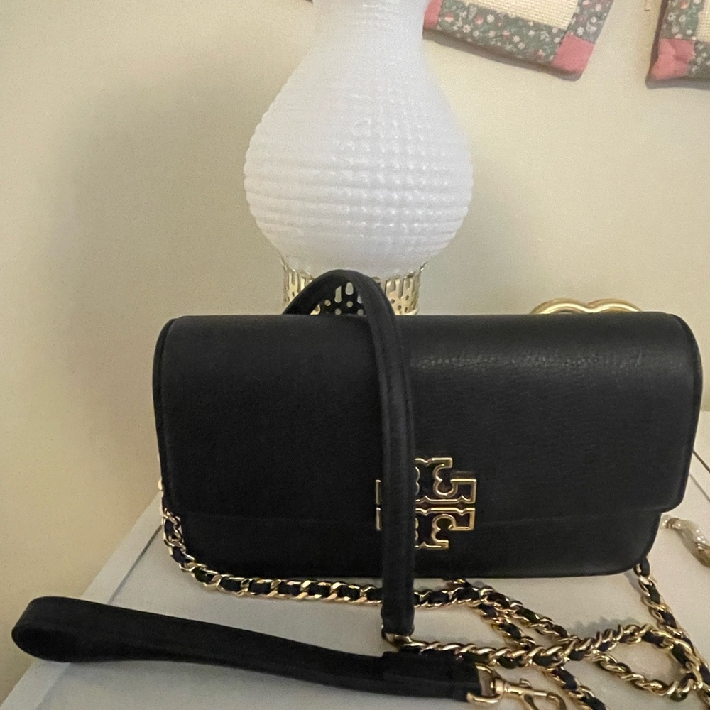 Tory Burch Britten Chain Wallet with Crossbody Chain & Wristlet blk leather - Picture 2 of 7